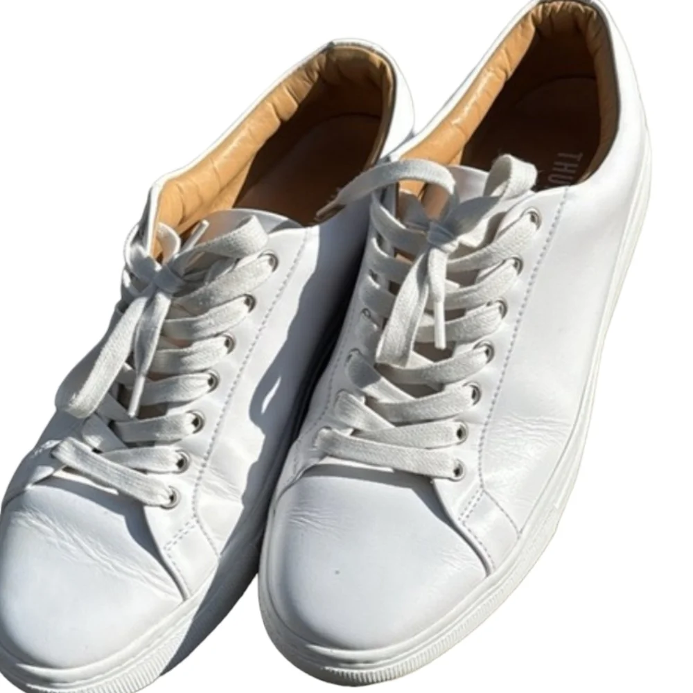 Thursday Boot Company Premier Low Top sneakers in white Italian leather. Size 10